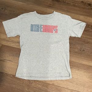 Boys Nike short sleeve tee